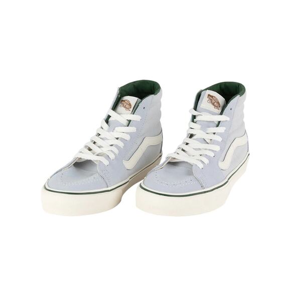 Athletic_Shoes